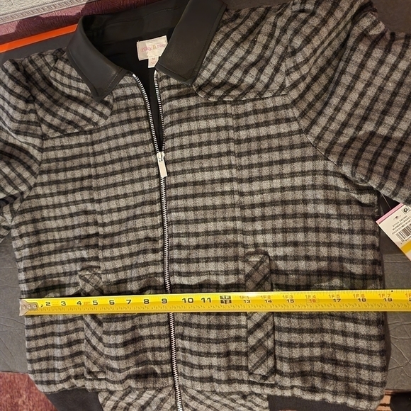 Riley & Rae Full Zip Jacket Size M NWT - Picture 11 of 11